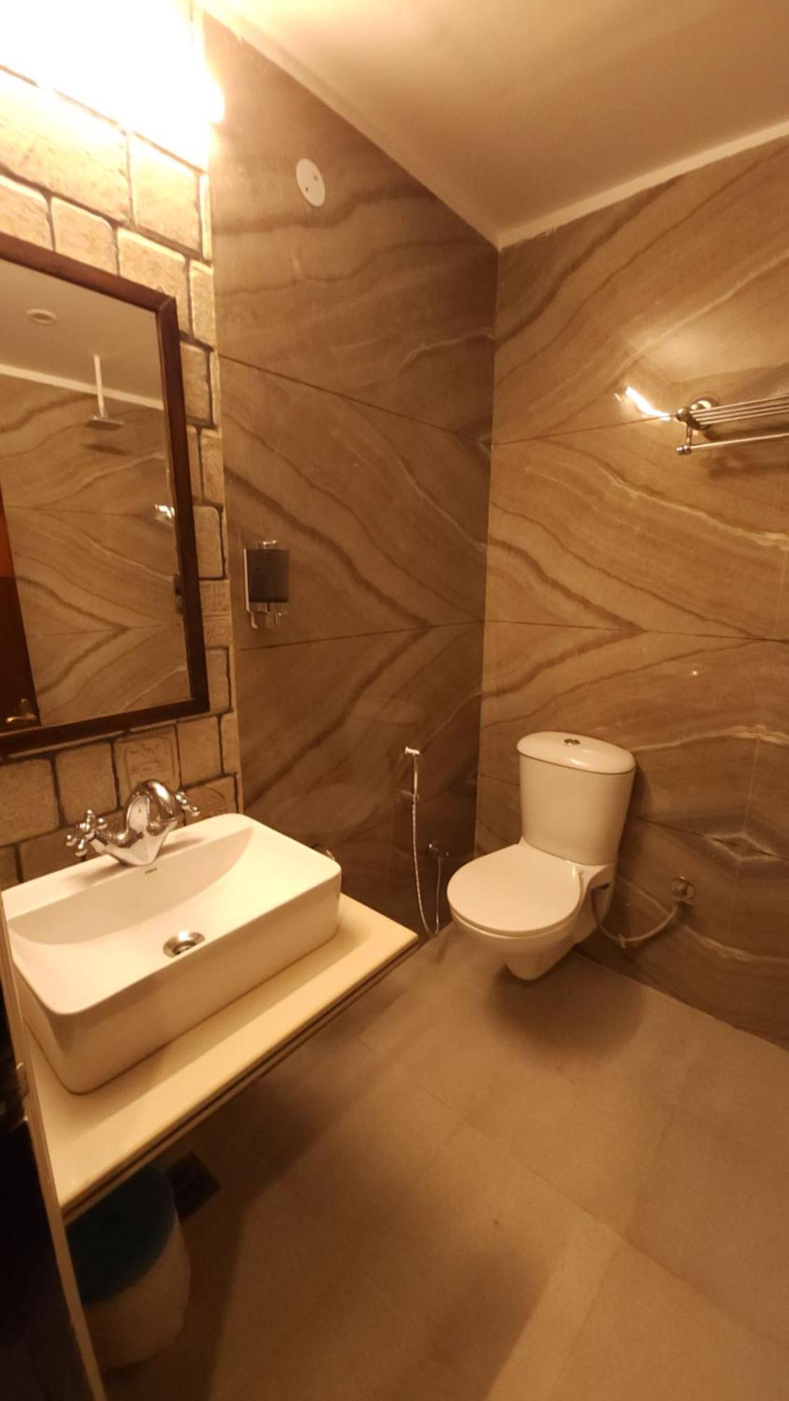 Hotel Multitech Premium Chandigarh Exterior photo